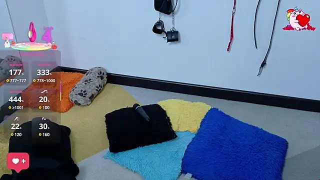 Catwhite  online show from March 2025 06:41:02 PM