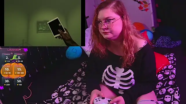 evamila online show from October 2025 11:27:01 PM