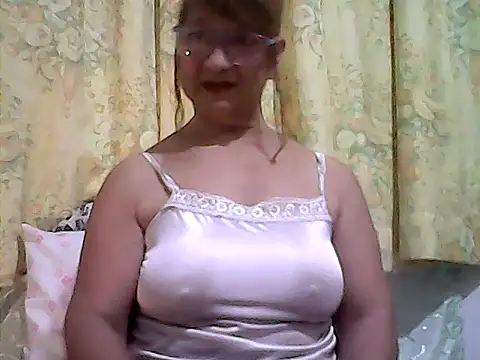 ScorpionLove12 online show from November 2025 04:39:02 PM