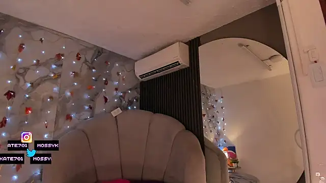 Katemoss70 online show from November 2025 12:29:02 PM