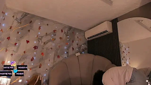 Katemoss70 online show from November 2025 12:31:02 PM