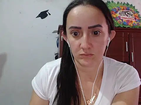 Snapshot of DeepAnal07 chatting on October 2025 09:14:02 PM DeepAnal07 online show from October 2025 09:14:02 PM