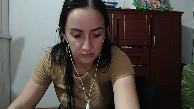 Snapshot of DeepAnal07 chatting on October 2025 03:29:02 AM DeepAnal07 online show from October 2025 03:29:02 AM