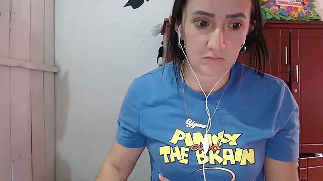 Snapshot of DeepAnal07 chatting on October 2025 07:56:02 PM DeepAnal07 online show from October 2025 07:56:02 PM