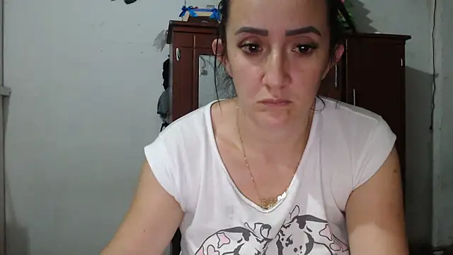 Snapshot of DeepAnal07 chatting on November 2025 04:23:01 AM DeepAnal07 online show from November 2025 04:23:01 AM