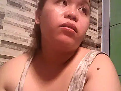 Snapshot of hotcastlexxx chatting on December 2024 11:40:01 AM hotcastlexxx online show from December 2024 11:40:01 AM