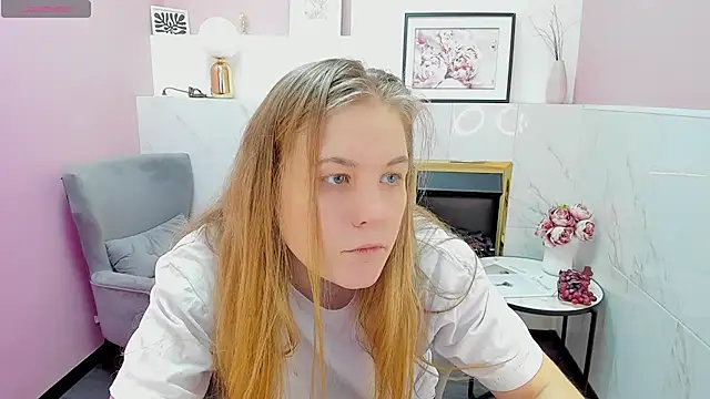 Snapshot of JadeSoft chatting on February 2025 01:41:02 PM JadeSoft online show from February 2025 01:41:02 PM