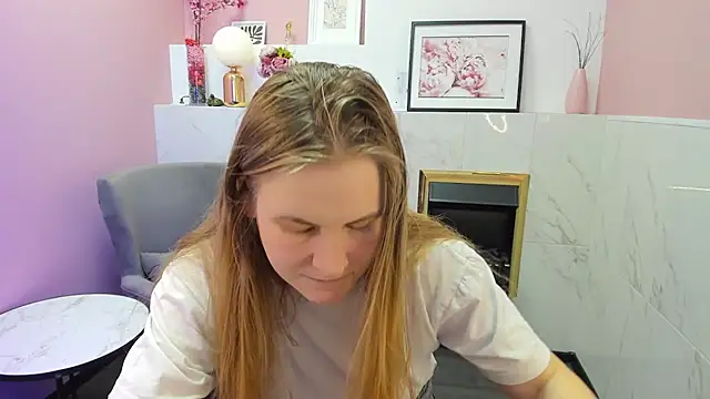 Snapshot of JadeSoft chatting on March 2025 09:16:02 PM JadeSoft online show from March 2025 09:16:02 PM