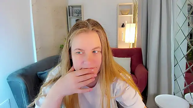 Snapshot of JadeSoft chatting on September 2025 08:31:01 PM JadeSoft online show from September 2025 08:31:01 PM