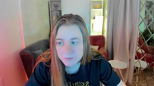 Snapshot of JadeSoft chatting on November 2025 08:40:02 PM JadeSoft online show from November 2025 08:40:02 PM