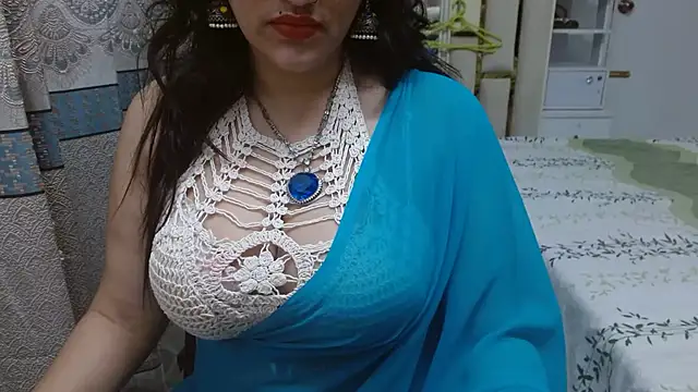 Snapshot of Lovelywife786 chatting on November 2025 04:03:01 PM Lovelywife786 online show from November 2025 04:03:01 PM