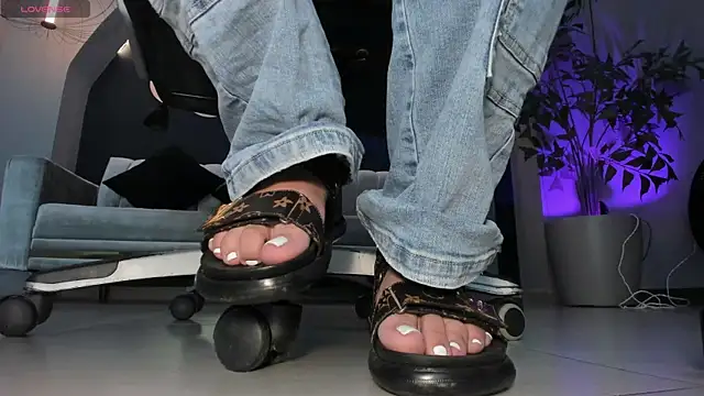 MartinnaBonnet online show from February 2025 10:32:02 AM