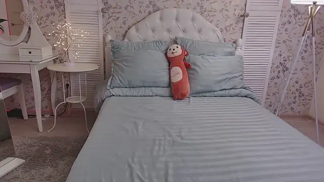 Snapshot of Wendy-Darling chatting on March 2025 12:18:02 AM Wendy-Darling online show from March 2025 12:18:02 AM