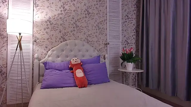 Snapshot of Wendy-Darling chatting on October 2025 01:28:02 AM Wendy-Darling online show from October 2025 01:28:02 AM