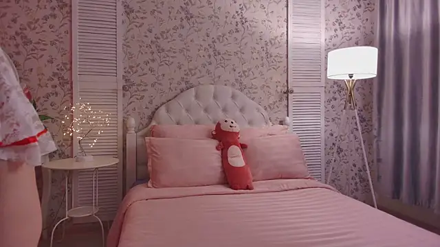 Snapshot of Wendy-Darling chatting on October 2025 01:06:02 AM Wendy-Darling online show from October 2025 01:06:02 AM