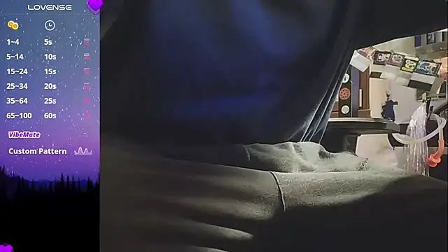 Purple Flamingo online show from March 2026 06:21:01 PM