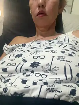 Snapshot of RAIRAsexy chatting on January 2025 01:56:02 AM RAIRAsexy online show from January 2025 01:56:02 AM