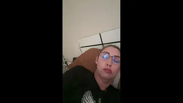 RAIRAsexy online show from December 2025 06:12:01 PM