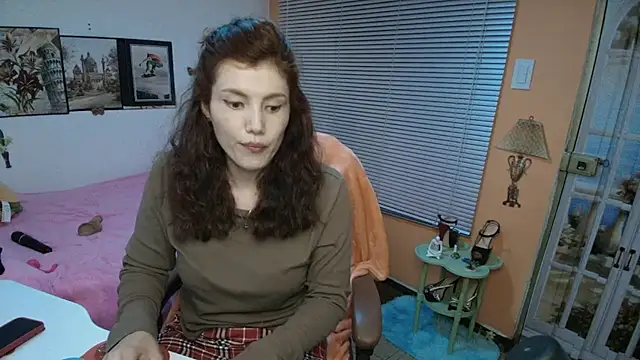 jrcamila online show from October 2025 08:40:01 PM