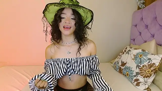 kiarablue online show from November 2025 01:40:01 AM