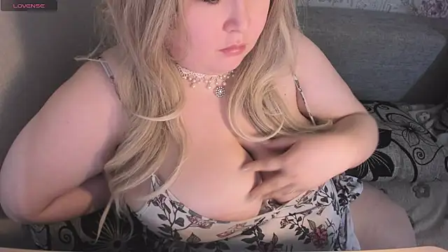 Snapshot of Gabrielle_Flame chatting on December 2024 01:55:02 PM Gabrielle Flame online show from December 2024 01:55:02 PM