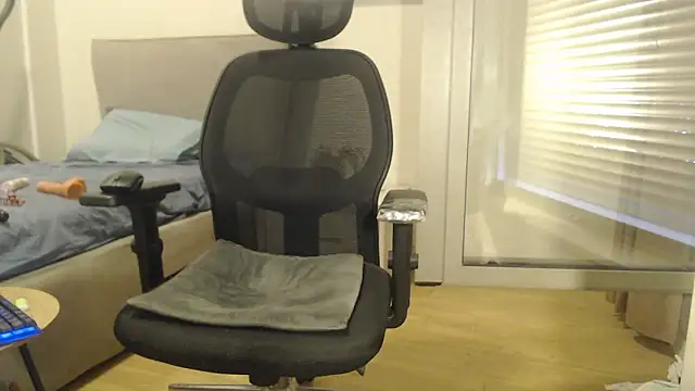 damarossa87 online show from April 2026 09:20:01 AM