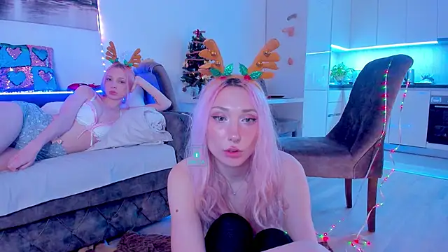 Snapshot of AlexRoseLiRed chatting on December 2024 09:11:02 PM AlexRoseLiRed online show from December 2024 09:11:02 PM