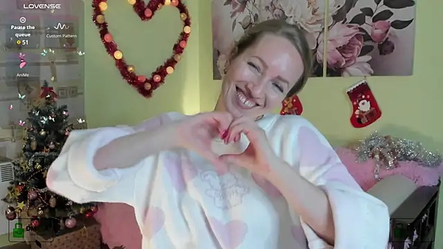 Queenymel online show from December 2024 03:11:02 PM