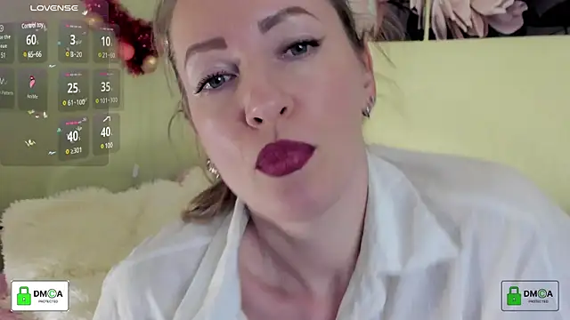 Queenymel online show from February 2025 04:07:01 PM