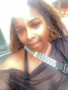 BigFineSelena online show from June 2026 12:32:01 PM