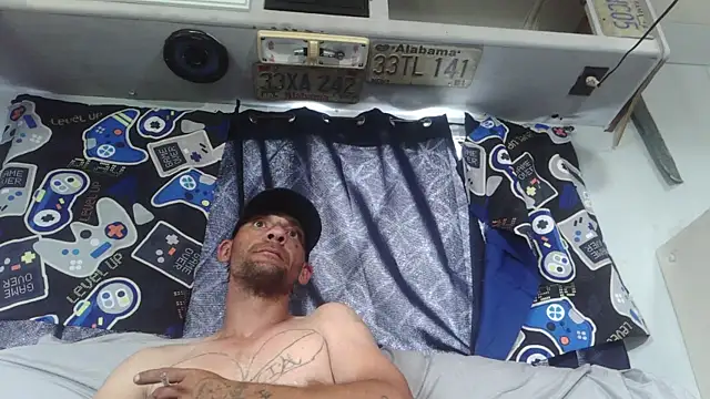 goodick4u28 online show from April 2026 07:09:02 PM