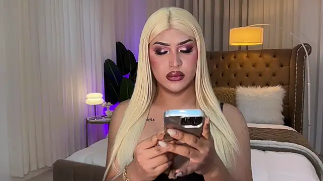 Snapshot of Your_Majesty_Tyra chatting on March 2025 07:52:01 AM Your Majesty Tyra online show from March 2025 07:52:01 AM