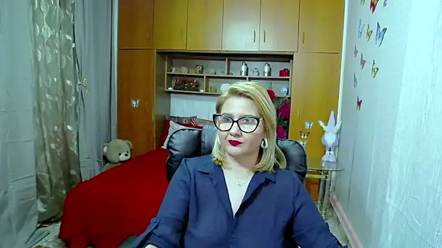 LucilleFenlys online show from February 2025 01:30:02 AM