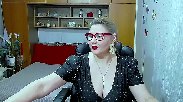 Snapshot of LucilleFenlys chatting on March 2026 08:59:01 PM LucilleFenlys online show from March 2026 08:59:01 PM