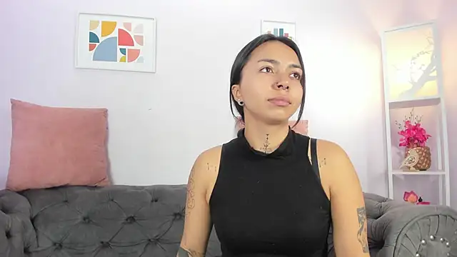 miss soffi  online show from March 2025 12:12:01 PM