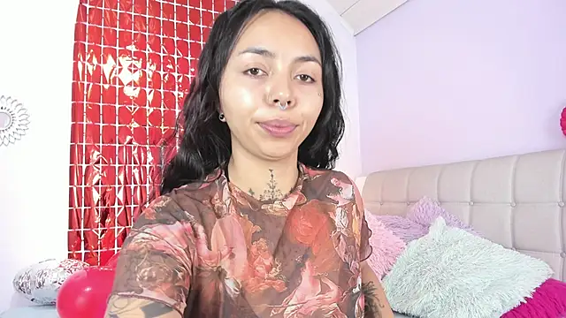 Snapshot of miss_soffi_ chatting on February 2026 01:29:02 PM miss soffi online show from February 2026 01:29:02 PM