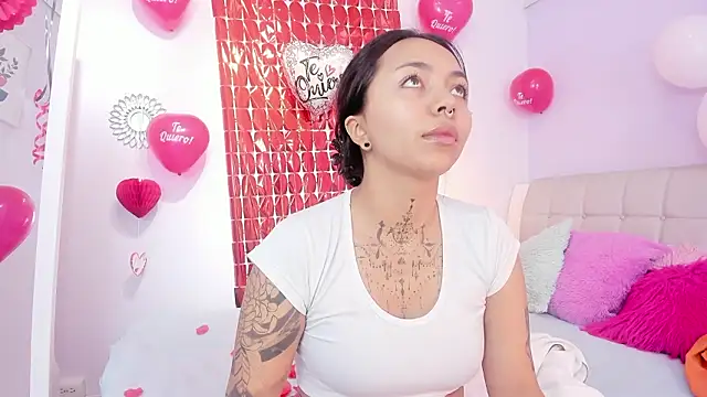 Snapshot of miss_soffi_ chatting on February 2026 12:24:01 PM miss soffi online show from February 2026 12:24:01 PM