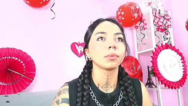 Snapshot of miss_soffi_ chatting on February 2026 06:26:02 PM miss soffi online show from February 2026 06:26:02 PM