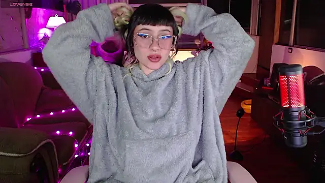 Aquamarinebubble online show from December 2024 04:10:02 AM