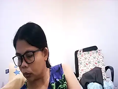 Snapshot of pinay_milfxx chatting on December 2025 12:27:01 AM pinay milfxx online show from December 2025 12:27:01 AM