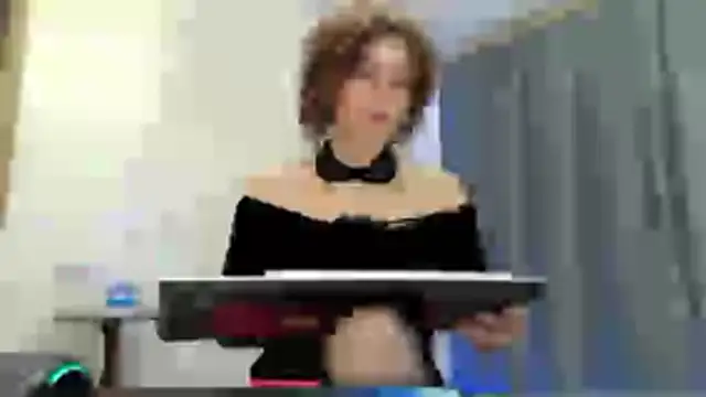 elenaza online show from June 2026 05:29:02 PM