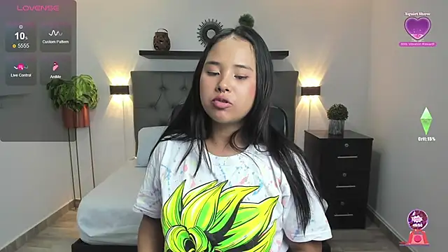 Snapshot of isabella_florez chatting on January 2025 06:32:02 PM isabella florez online show from January 2025 06:32:02 PM