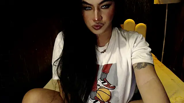 Felina felicia online show from March 2026 06:05:02 PM