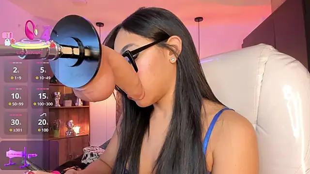 Snapshot of Olivia_ds chatting on February 2025 04:18:02 AM Olivia ds online show from February 2025 04:18:02 AM