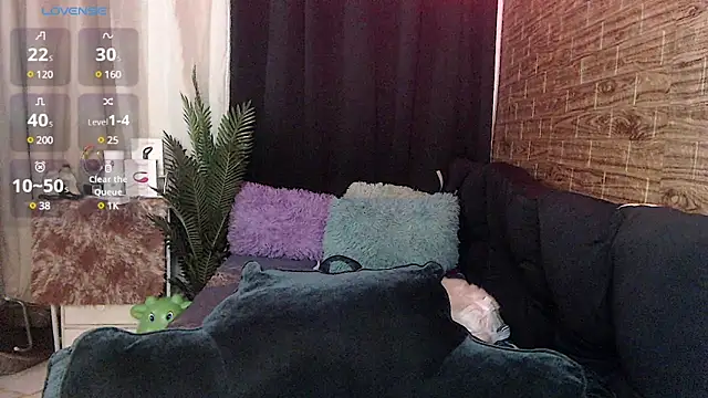 Horny Sassy online show from February 2025 02:27:02 PM