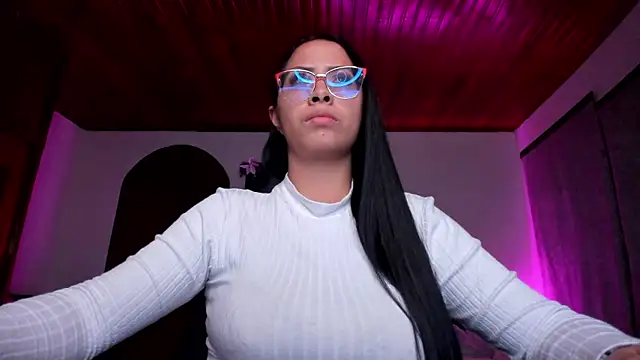 yesie hot online show from December 2024 02:35:01 AM