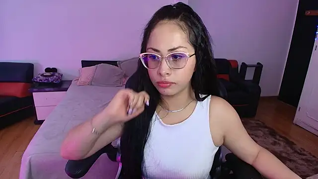 yesie hot online show from February 2026 01:24:02 AM