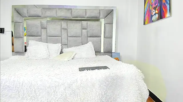 Candy And Andy  online show from July 2026 02:50:01 AM