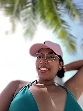 Snapshot of SheenaBrooke chatting on February 2026 06:01:01 AM SheenaBrooke online show from February 2026 06:01:01 AM