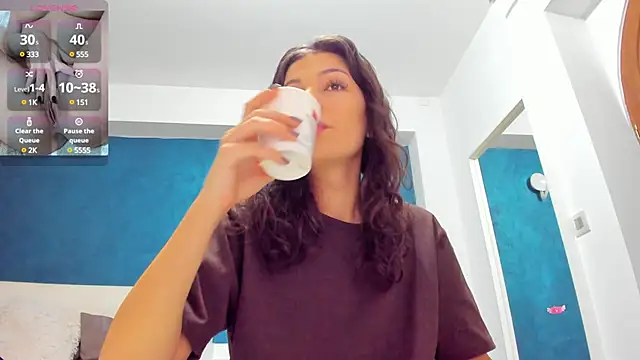 Anna Lewis online show from March 2025 07:24:01 AM